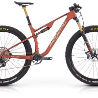 Megamo track sales 10 2020 peso