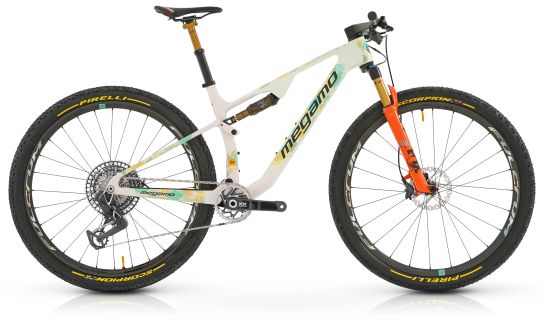 TRACK R120 AXS 00 CAPE EPIC EDITION (23)